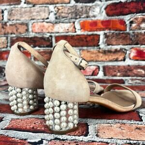 Betsey Johnson Nyla Suede Pearl Heel Sandal Size 6